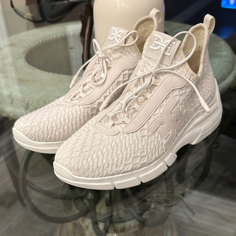 New! Sam Edelman $130 Stretch Cami Cream Women's Sneakers sz 8.5